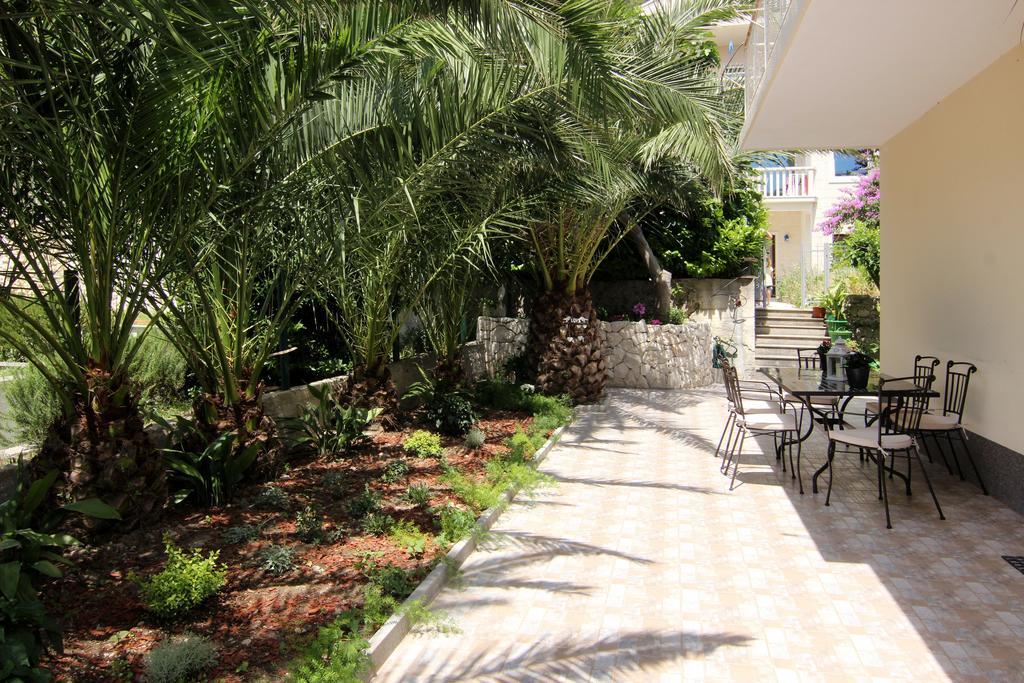 Lu Apartment *